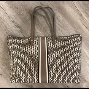 Tory Burch Gemini Link Canvas Tote Gray